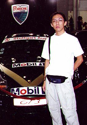 carshow1.jpg (26622 bytes)