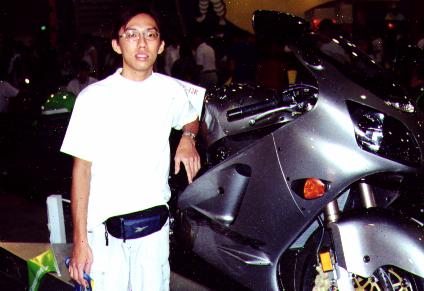 carshow3.jpg (23818 bytes)