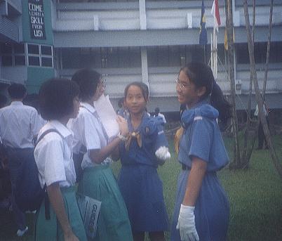 pic10.JPG (22358 bytes)