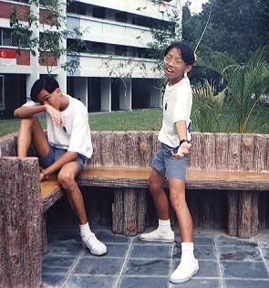 sec2_2.JPG (29511 bytes)