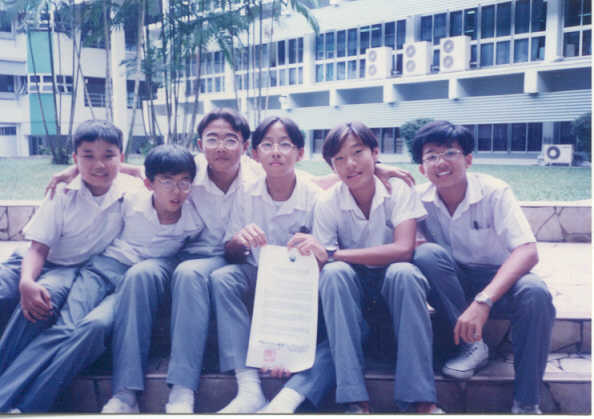 sec3s.jpg (37634 bytes)