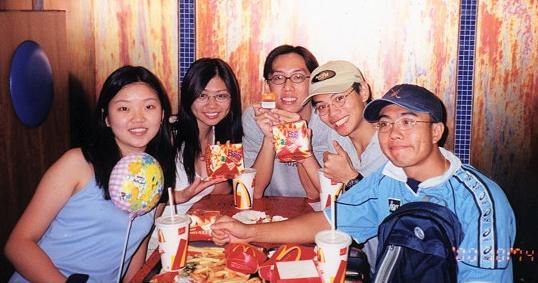 sentosa2.jpg (36609 bytes)